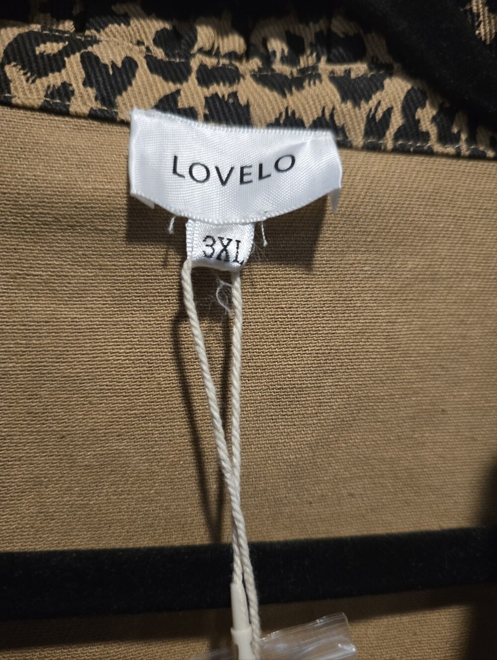 Women's Cardigan 3x NWT, $40 - Picture 5 of 8